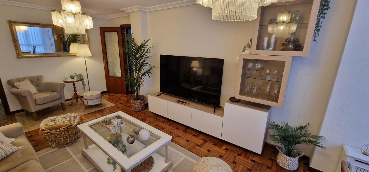 El Capricho De Ezcurdia - 6 Pax - Vut-3878-As Appartement Gijón Buitenkant foto
